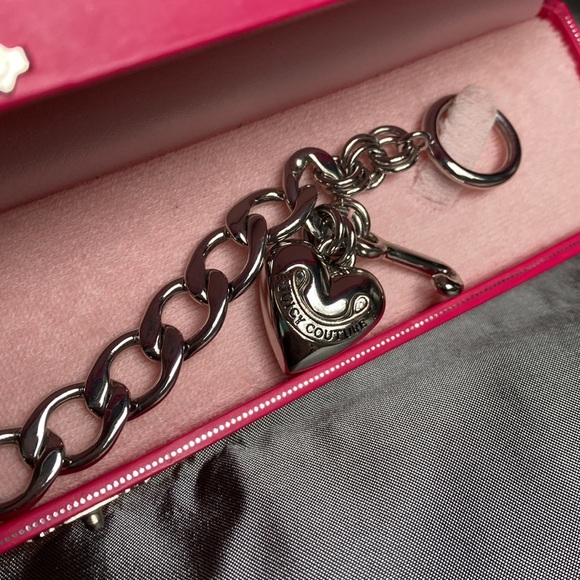 Juicy Couture classic silver charm bracelet - Picture 2 of 4